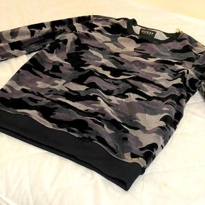 Men’s Guess long sleeves sweater